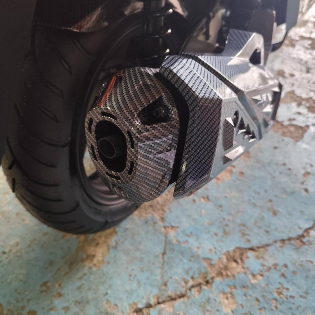 2021年 PCX(JK05/KF47)NEMOエンドキャップカーボン色