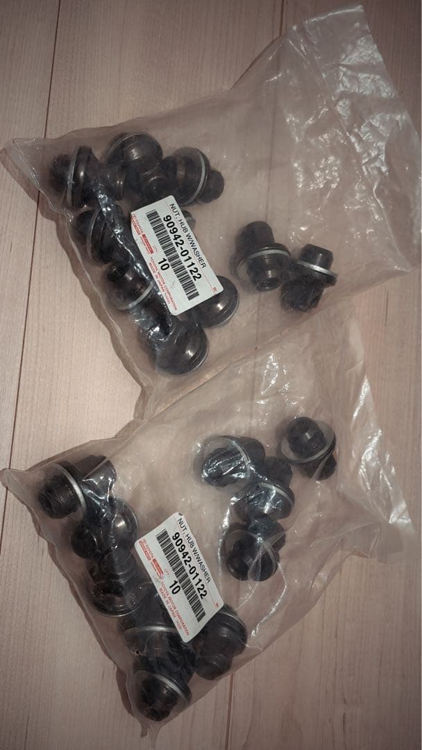 新品　レクサス　LS500 純正ナット　1台分