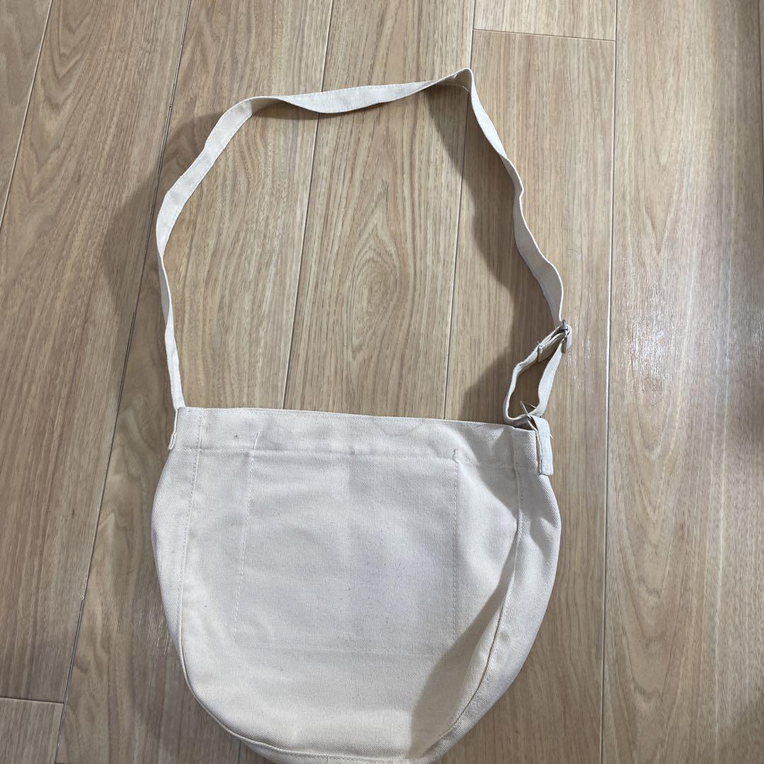 HUMAN MADE アヒルデザインショルダーバッグ