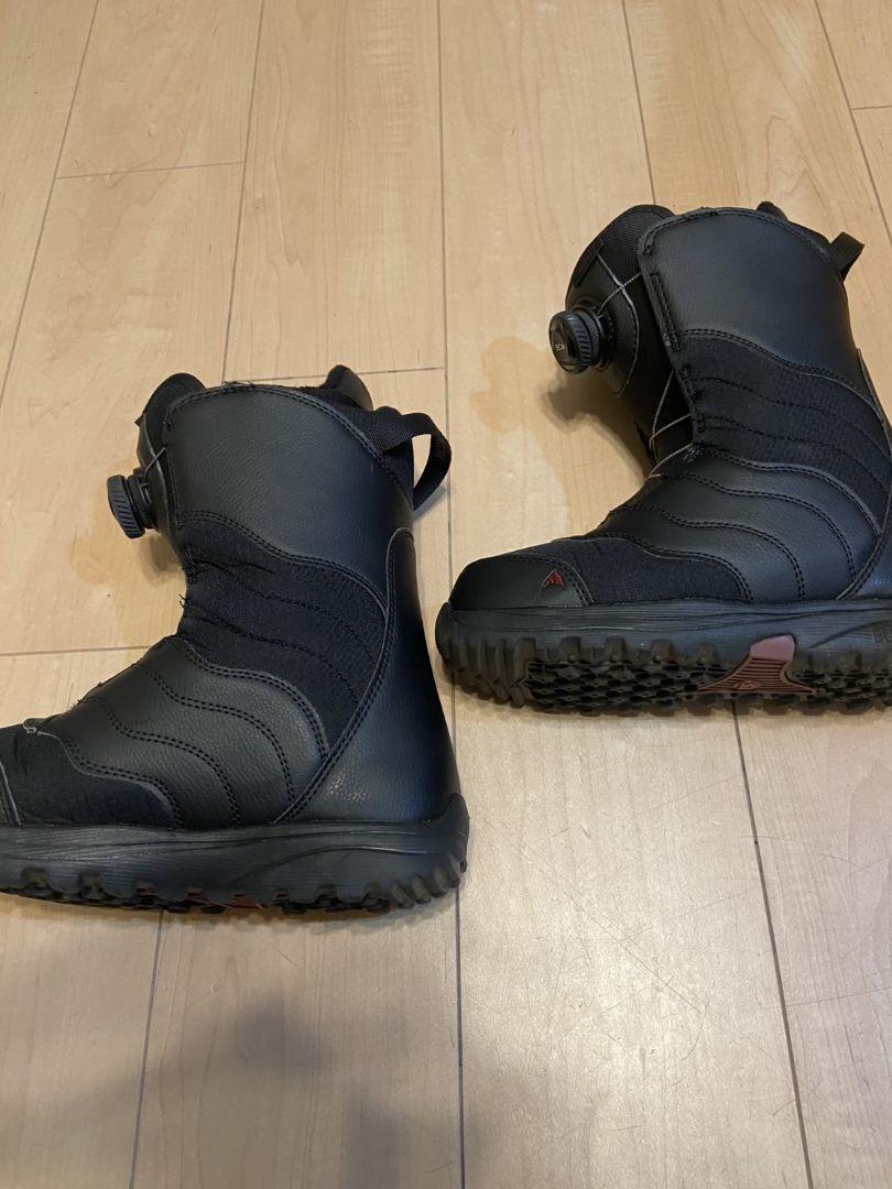 Burton ミント BOA® ワイド スノーボードブーツ22.5cm