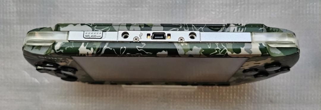 ★希少★限定メタルギヤ PSP-3000 メモリーカード4GB 充電器 作動品★ 画像6
