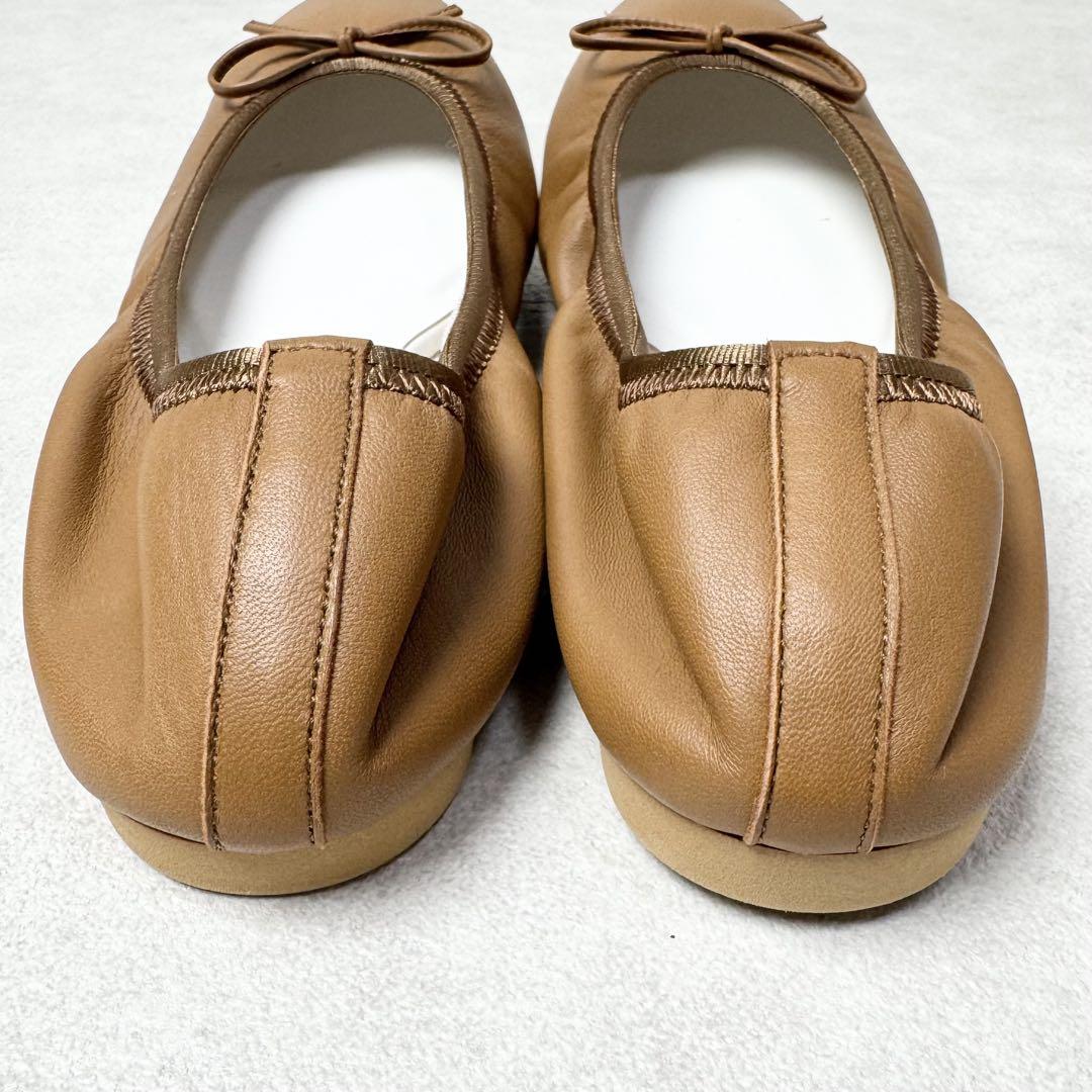 Pauline -Waterproof Smooth Black ウォータープルーフスムース