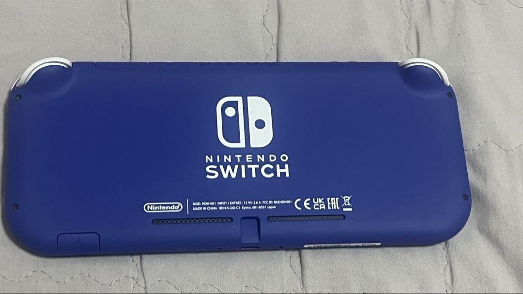 Nintendo SwitchLight ブルー