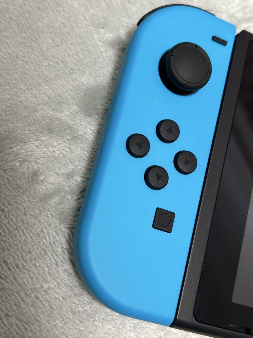 【ほぼ新品】Nintendo Switch ネオンブルー・ネオンレッド 完品