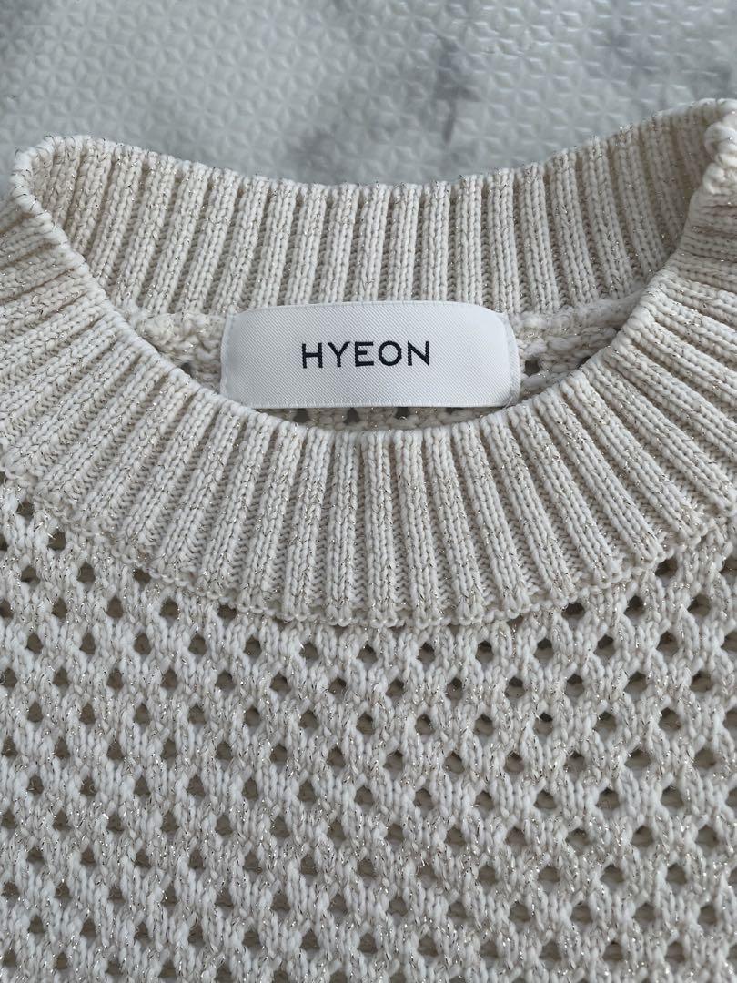 SALE ヘヨン hyeon アップルパイニット beige - メルカリ