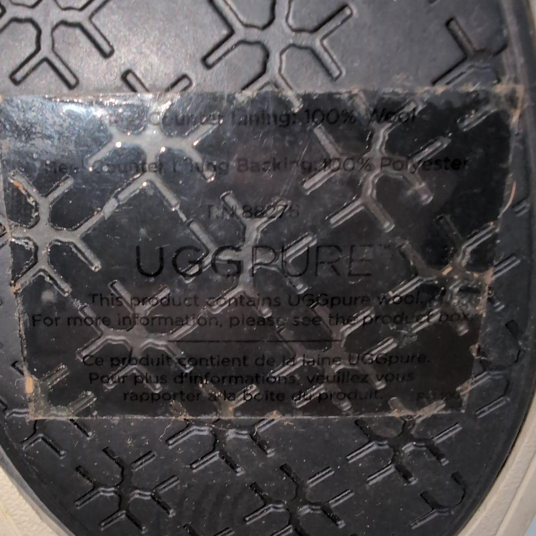 222○② UGG Australia ビジュー付きブラックハイカットスニーカー 222○② UGG Australia ビジュー付きブラックハイカット