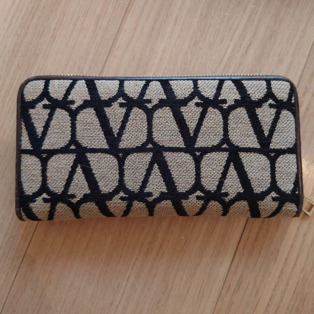 VALENTINO　長財布