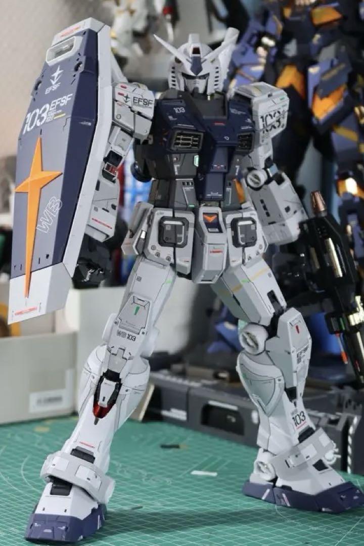 PG UNLEASHED RX-78-2 ガンダム　G3カラー完成品ロボット