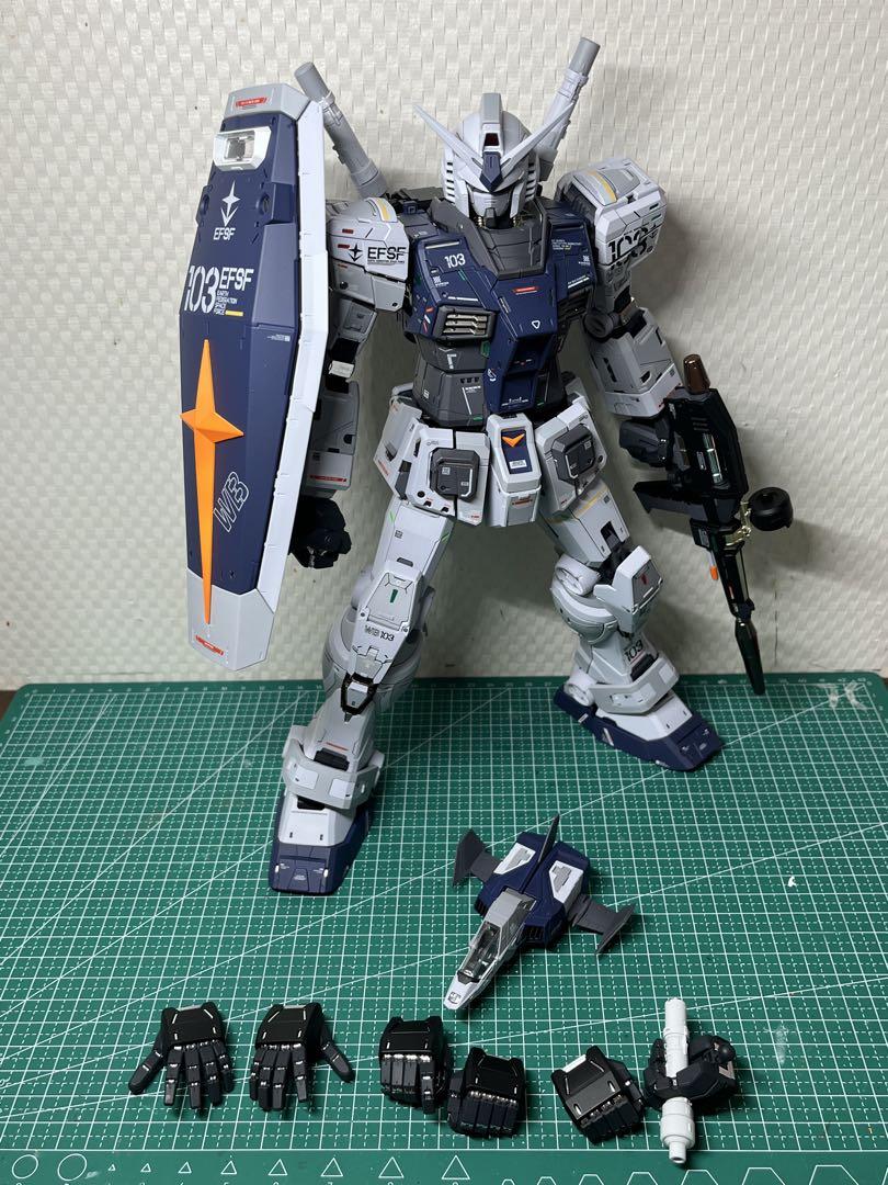 PG UNLEASHED RX-78-2 ガンダム　G3カラー完成品