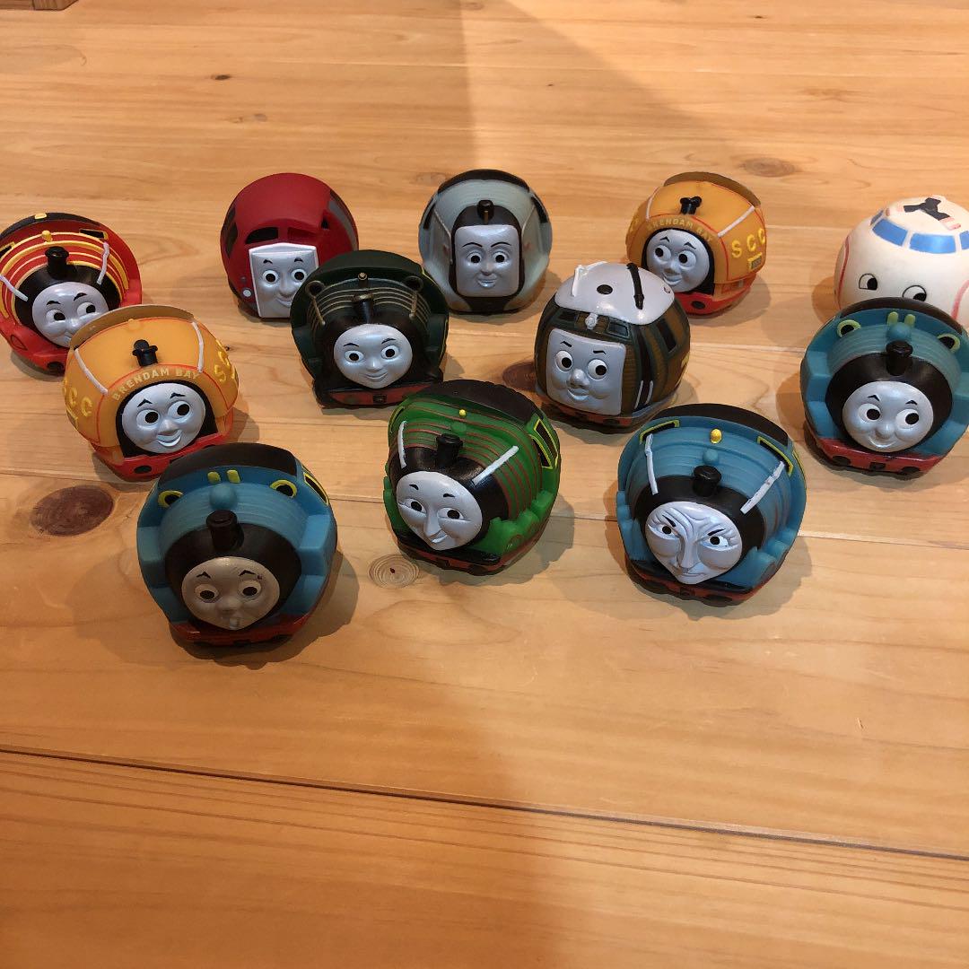 機関車トーマス ガチャガチャ ピューピューボール メルカリ 機関車トーマス ガチャガチャ ピューピューボール メルカリ