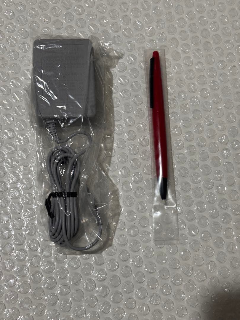 25周年マリオレッド ニンテンドーDSill本体 25周年マリオレッド ニンテンドーDSill本体