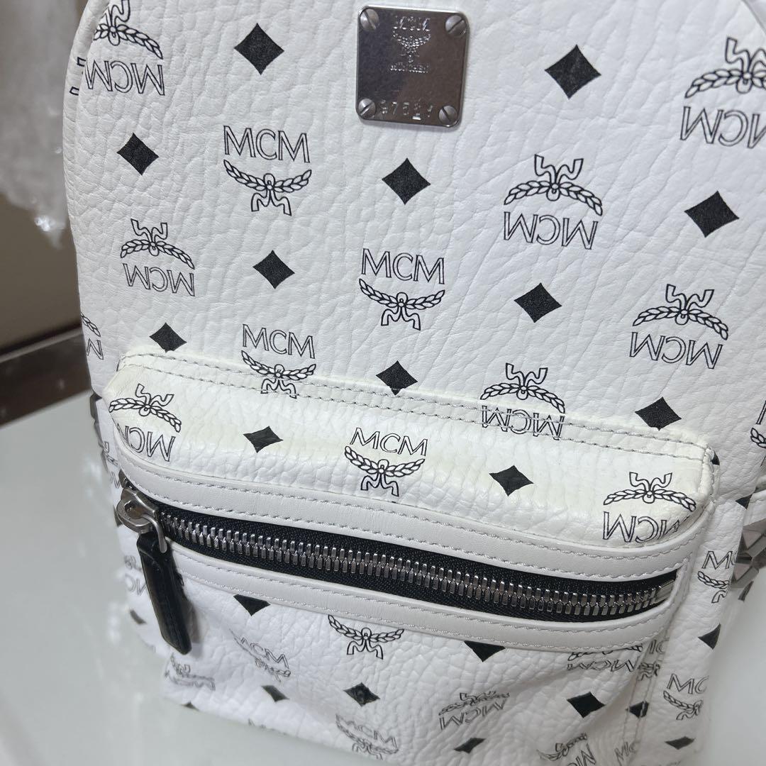 最終値下げ MCM リュック Sサイズ ホワイト 最終値下げ MCM リュック Sサイズ ホワイト