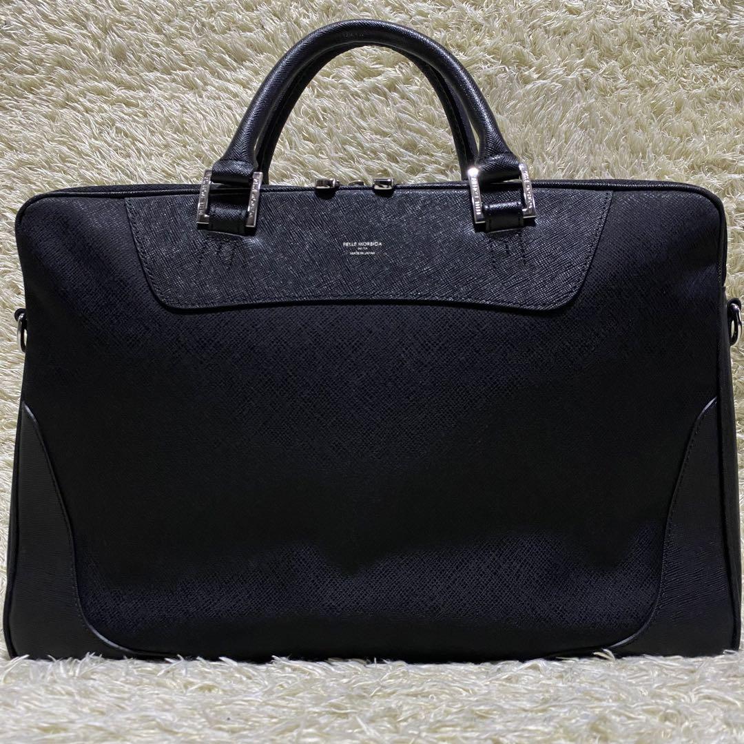 【れいぴ】極美品  ペッレモルビダ キャピターノ ビジネスバッグ