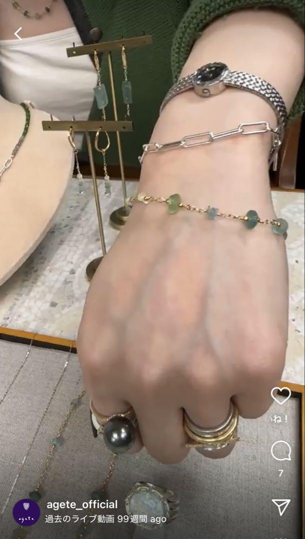 agete ゴールドローマンガラスブレスレット