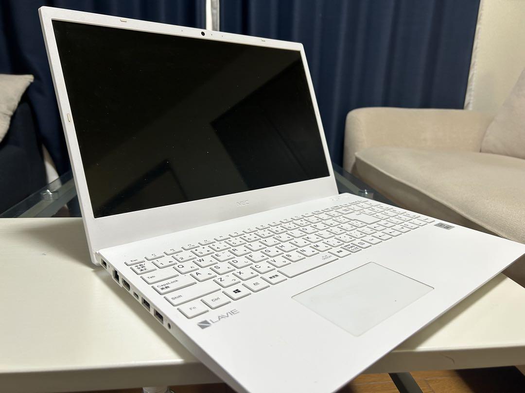 NECノートパソコン 10世代Corei7 SSD512 メモリ8