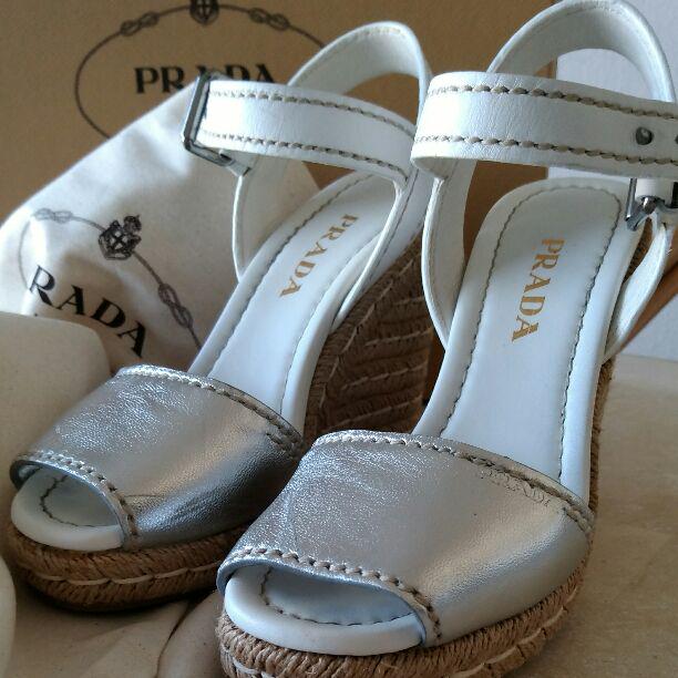 PRADA サンダル
