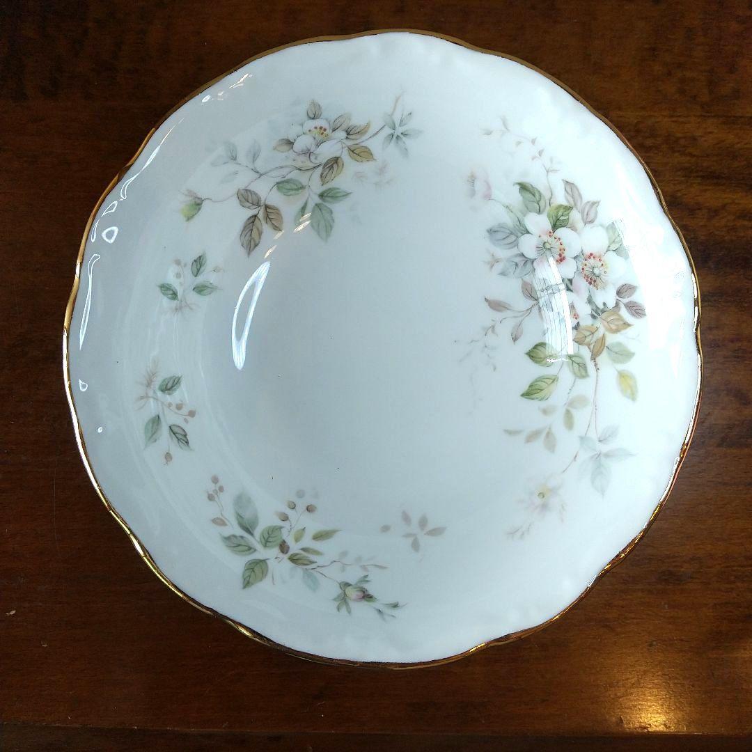 Royal Albert ロイヤル・アルバート プチポワン 24cmスクエア