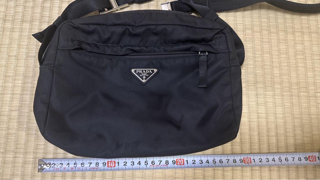 PRADA プラダ　ショルダーバック　ナイロン