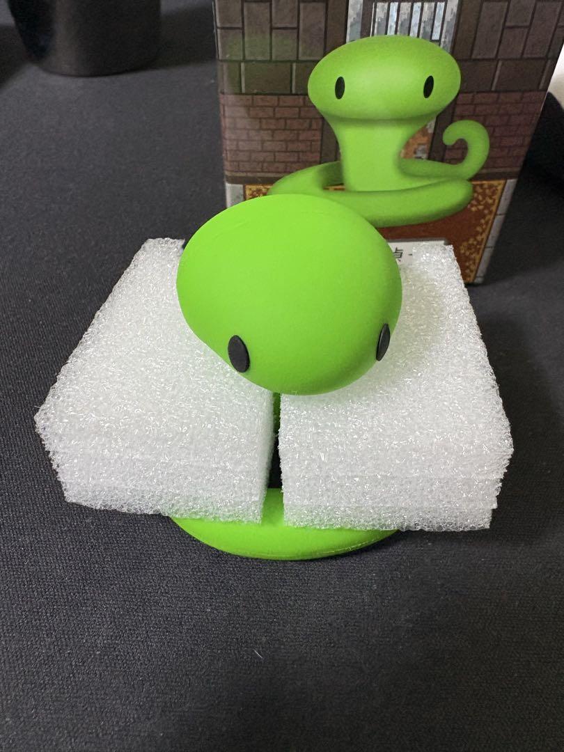 ヘビの命　牛沢　ラバーマスコット　キーホルダー Amazon.co.jp: ヘビの命 ラバーマスコット ぐにゃぐにゃ