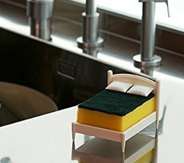 スポンジホルダー ベッド型 おしゃれ かわいい スポンジ置き 水切り 贅沢屋の スポンジ置き