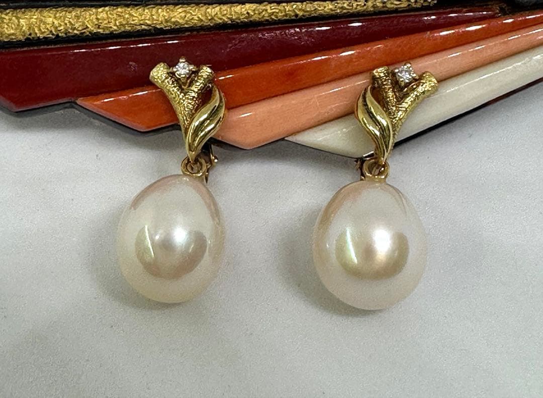 09103本真珠にダイヤモンド付きの素敵なイヤリング　k18金