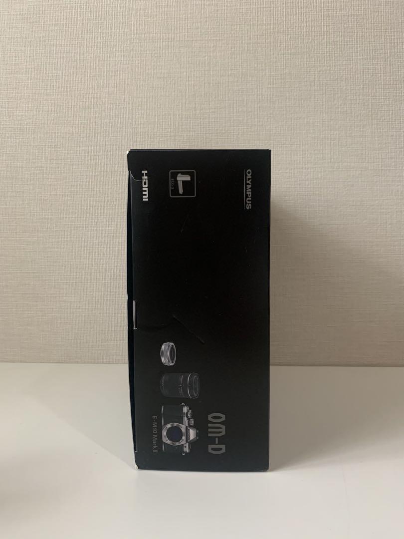 OLYMPUS E-M10 Mark Ⅱ ダブルズームキット / ミラーレス一眼