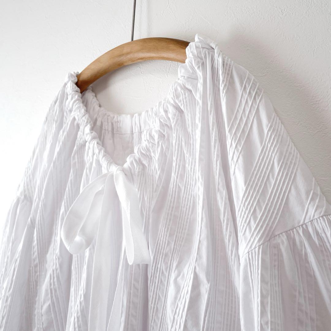 Demi-Luxe BEAMS 前後2WAYドロストネックプルオーバー ゆったり