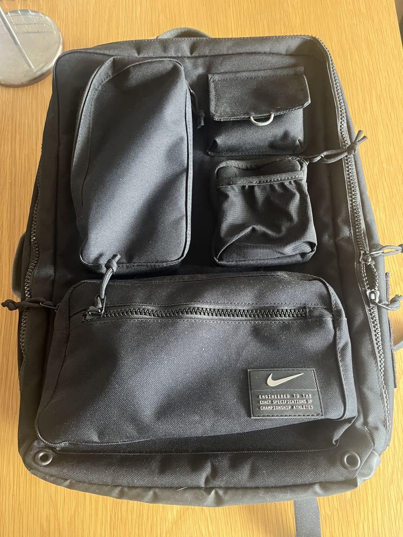Nike ブラック リュック・バックパック　ジム