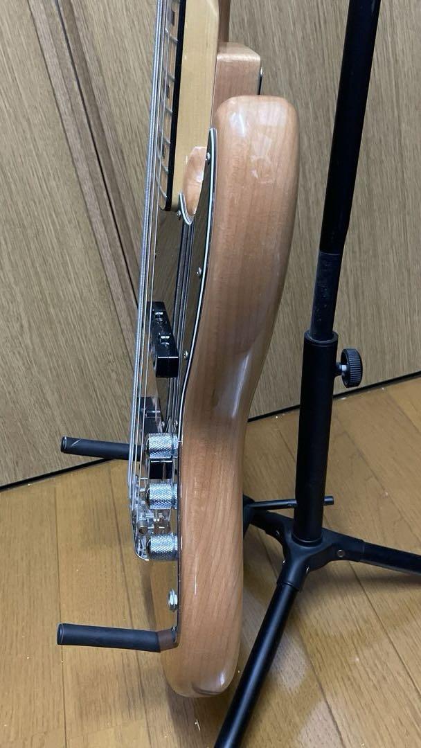 ベース SQUIER Classic Vibe '70s Jazz Bass