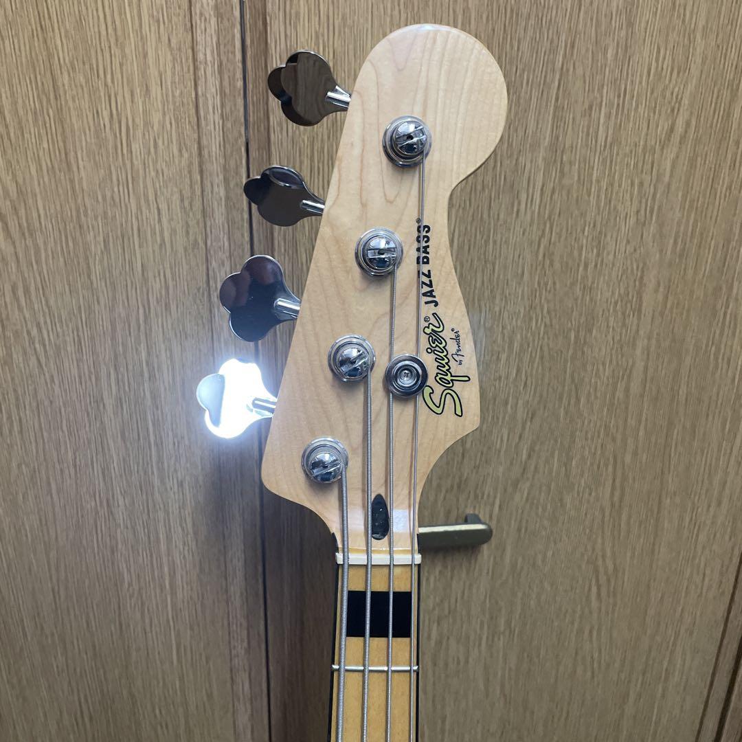 ベース SQUIER Classic Vibe '70s Jazz Bass