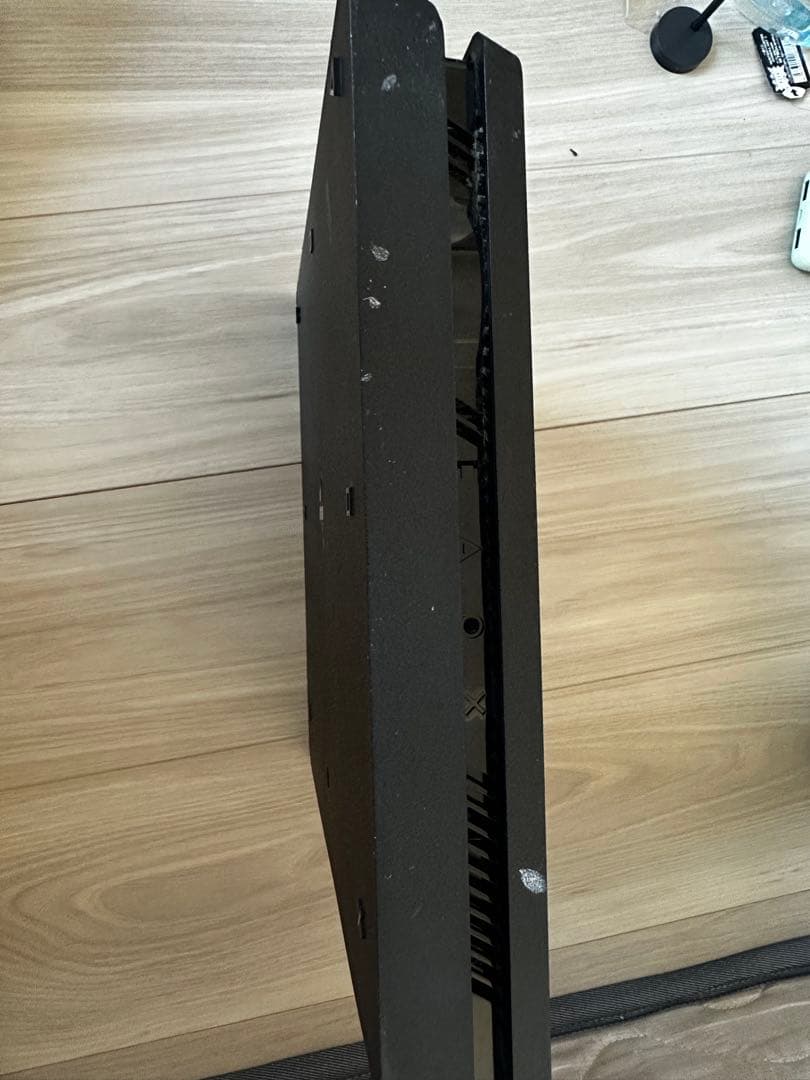 PlayStation 4 本体 黒 500GB目立った傷や汚れなし UP786_INFO