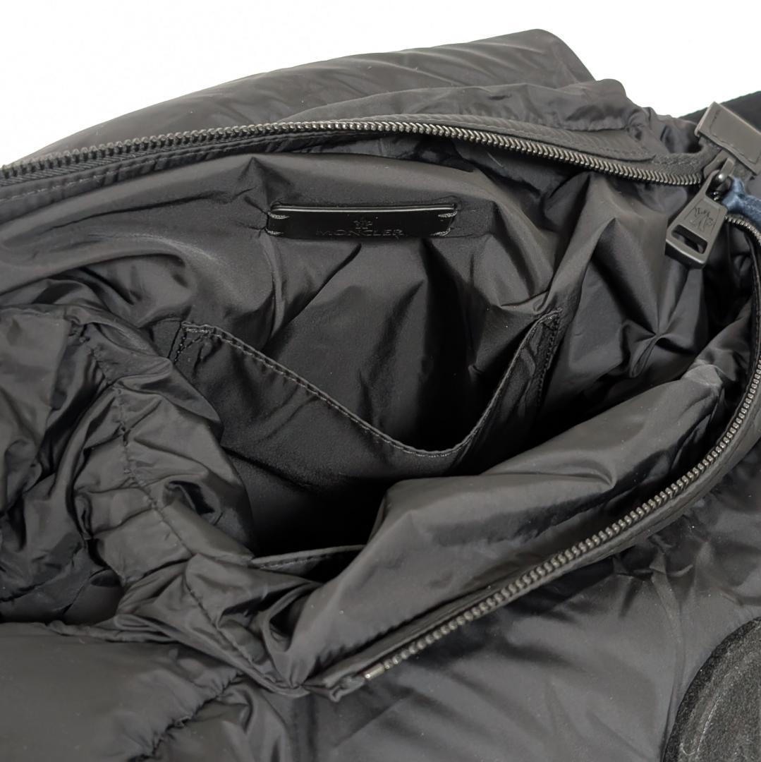 MONCLERリュックレジェールバック ロゴ ダウン 黒