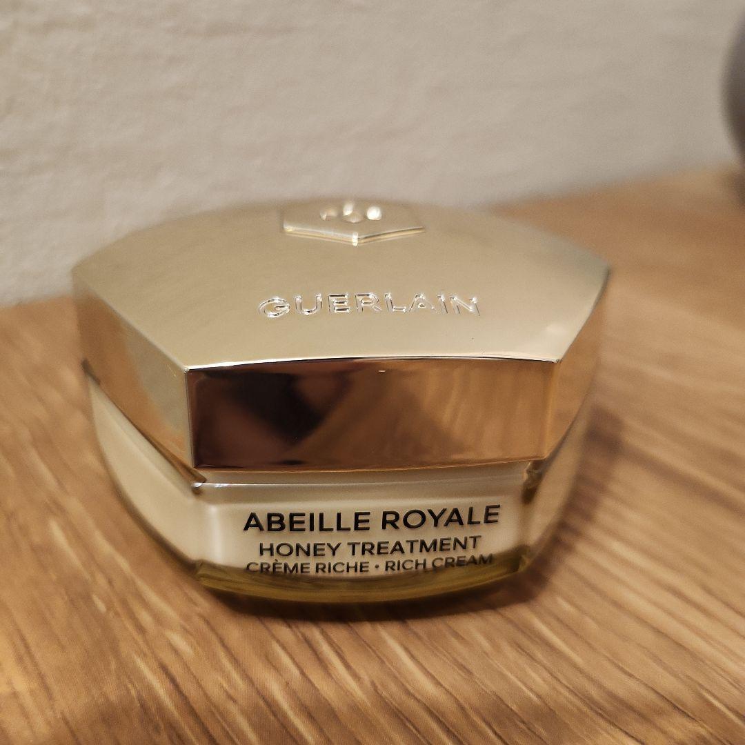 GUERLAINゲラン　アベイユ ロイヤル トリートメント リッチ クリーム