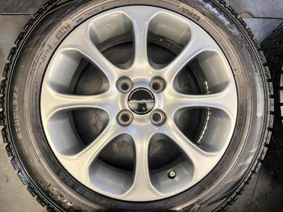 65R15やや傷や汚れあり