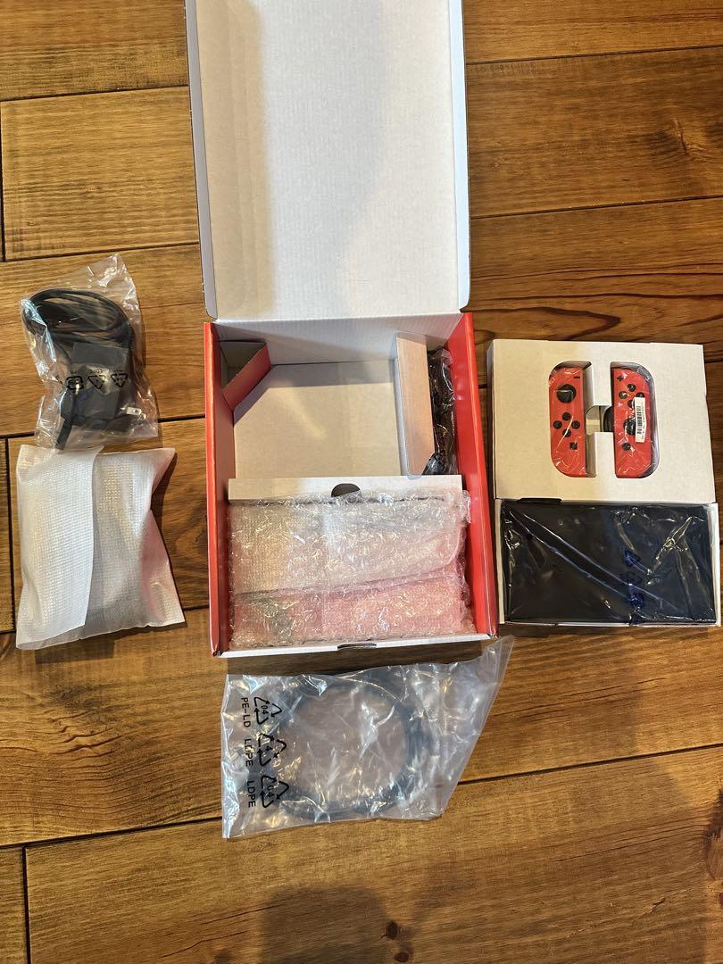Nintendo Switch マリオレッド 本体