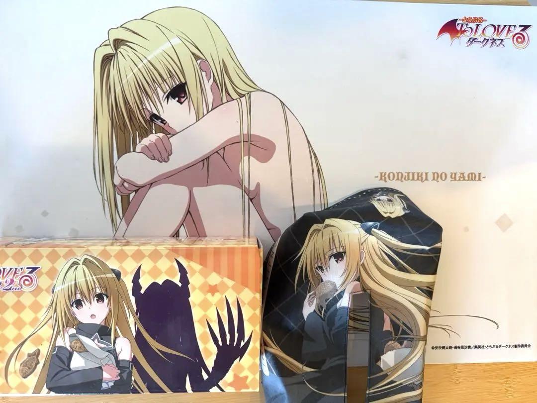 To LOVEる とらぶるダークネス 金色の闇 プレイマット&デッキケースセット To LOVEる とらぶるダークネス 金色の闇 プレイマット&デッキ