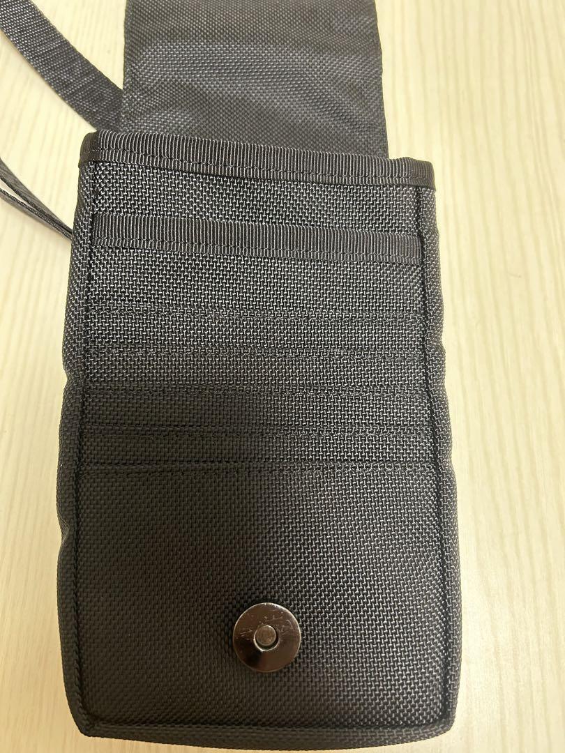 BLACK LABEL CRESTBRIDGE ブラックレーベル ポーチ