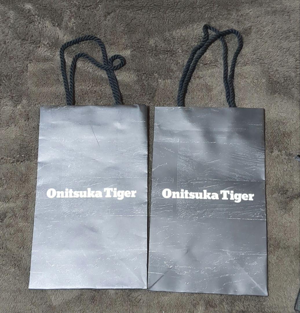 【新品未使用】オニツカタイガー ラッピング袋 ショッパー 不織布ギフトバッグ