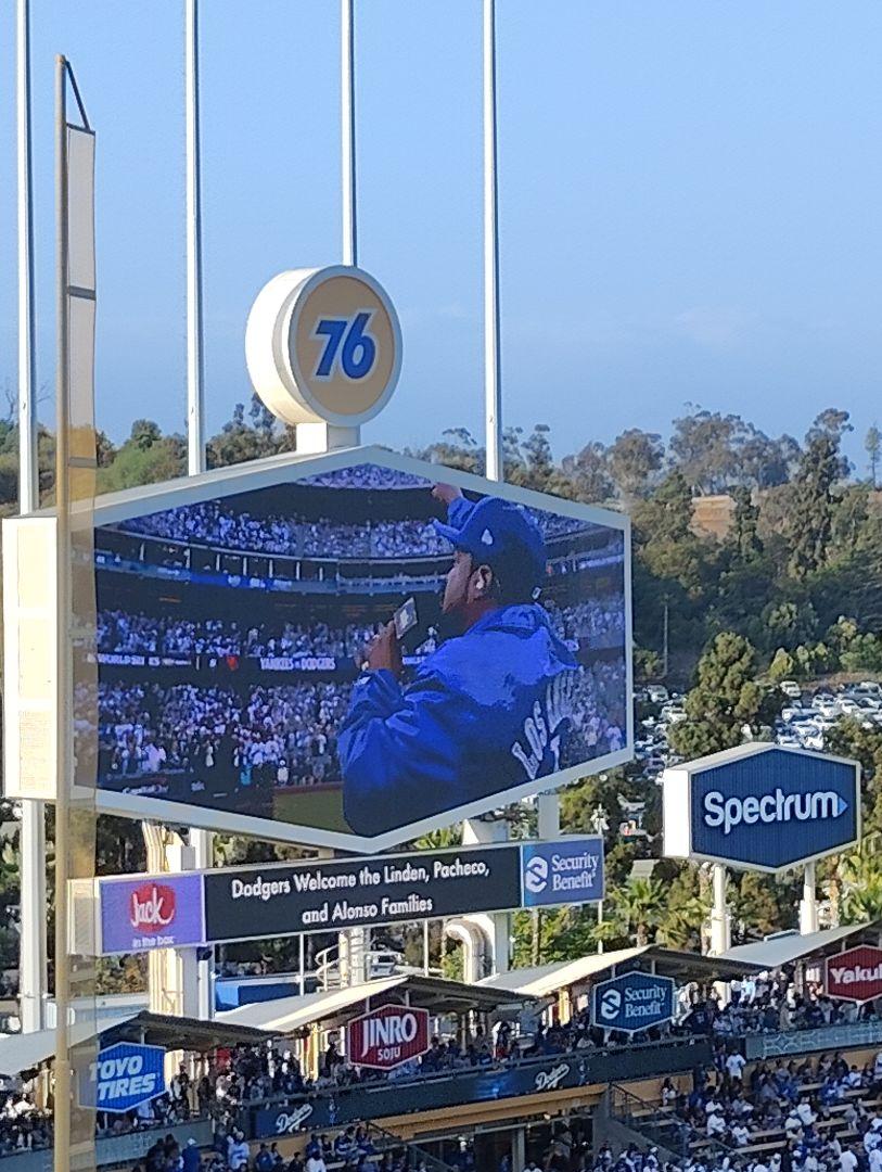 R*D様 DODGERS Ice Cube bobblehead
