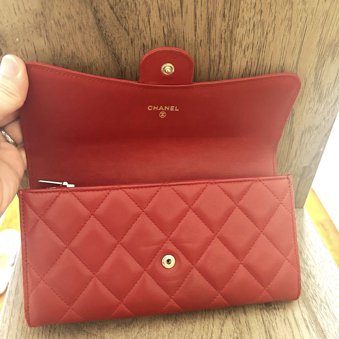 CHANEL ラムスキン マトラッセ 長財布