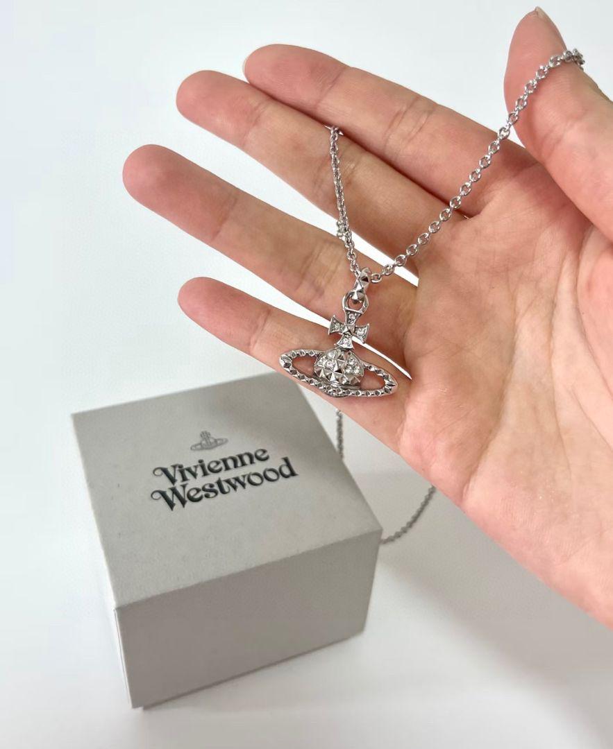 Vivienne Westwood 惑星モチーフ ネックレス