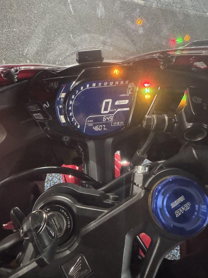 CBR250RR MC51 2023モデル　クリックシフター 走行少 ABS