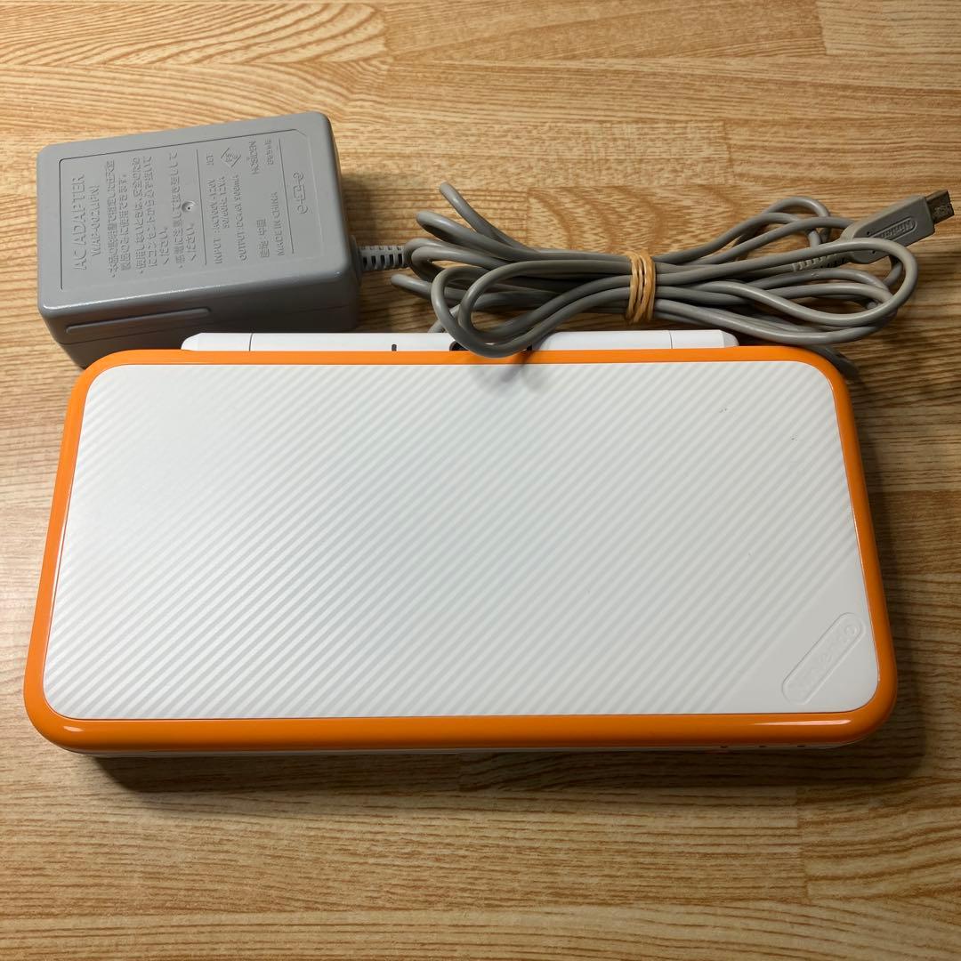Newニンテンドー2DS LL ホワイト×オレンジ♥に近い