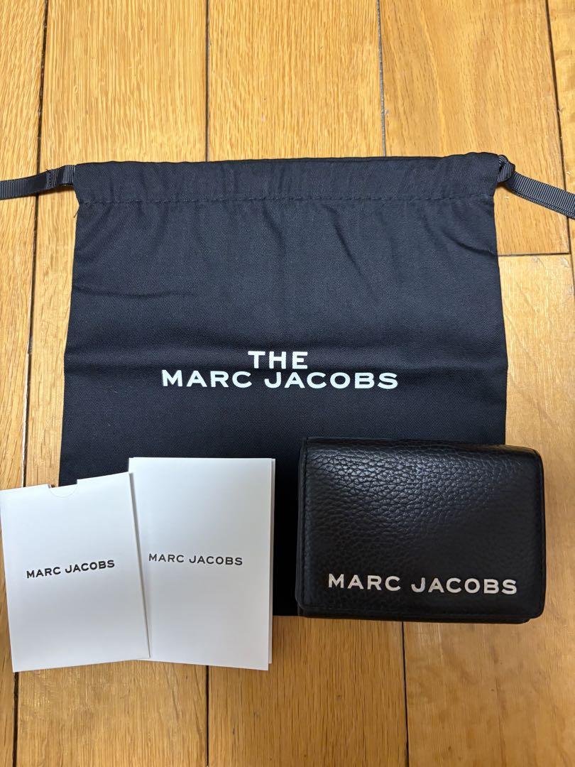 在庫処分★Marc By Marc Jacobs★三つ折り財布 MARC JACOBS マークジェイコブス 三つ折り財布 カバード Jマーク