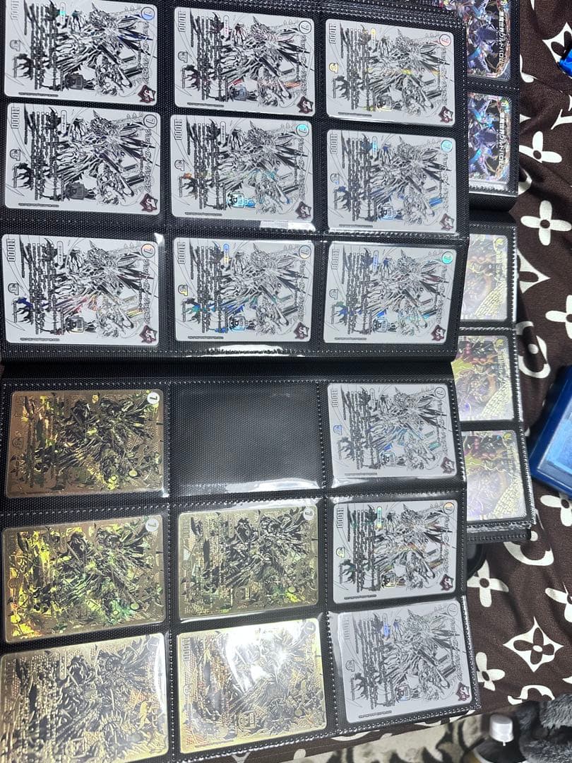 デュエマ マスターセット 引退品 ほかの商品もう一つセットで同じ値段で売ります目立った傷や汚れなし