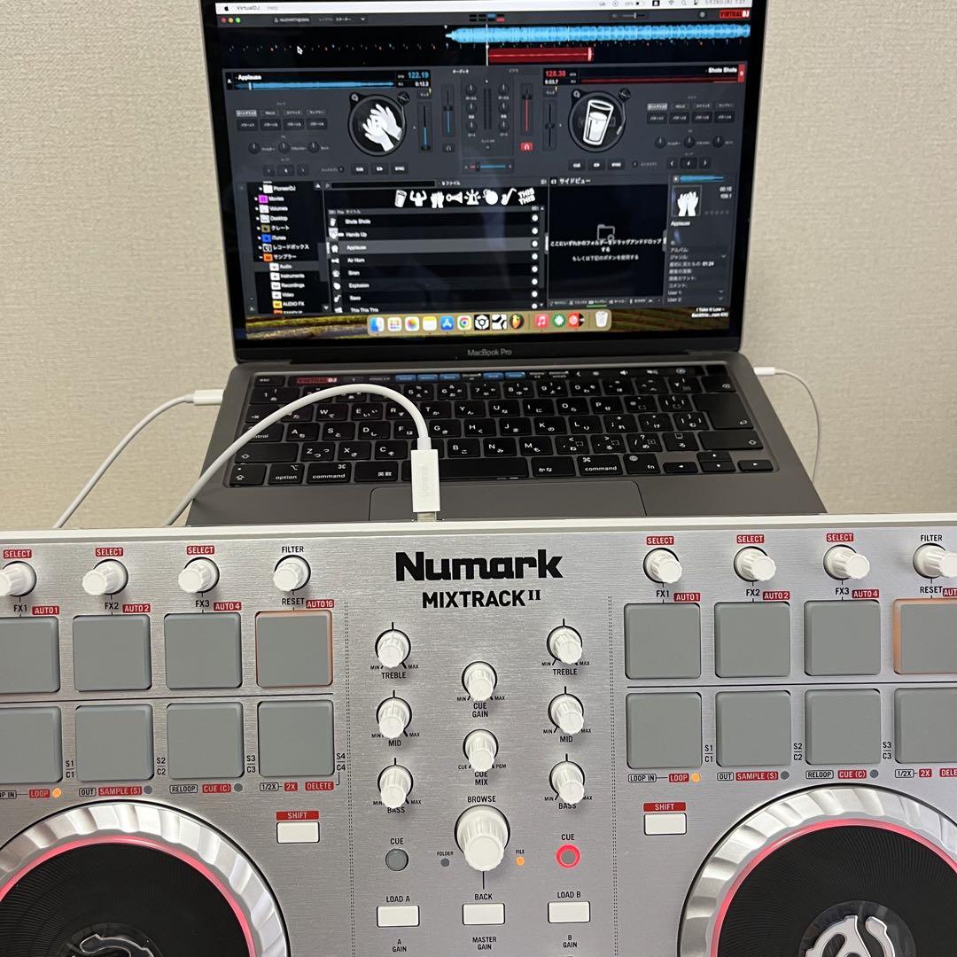 おつかれさま　Numark Mixtrack II