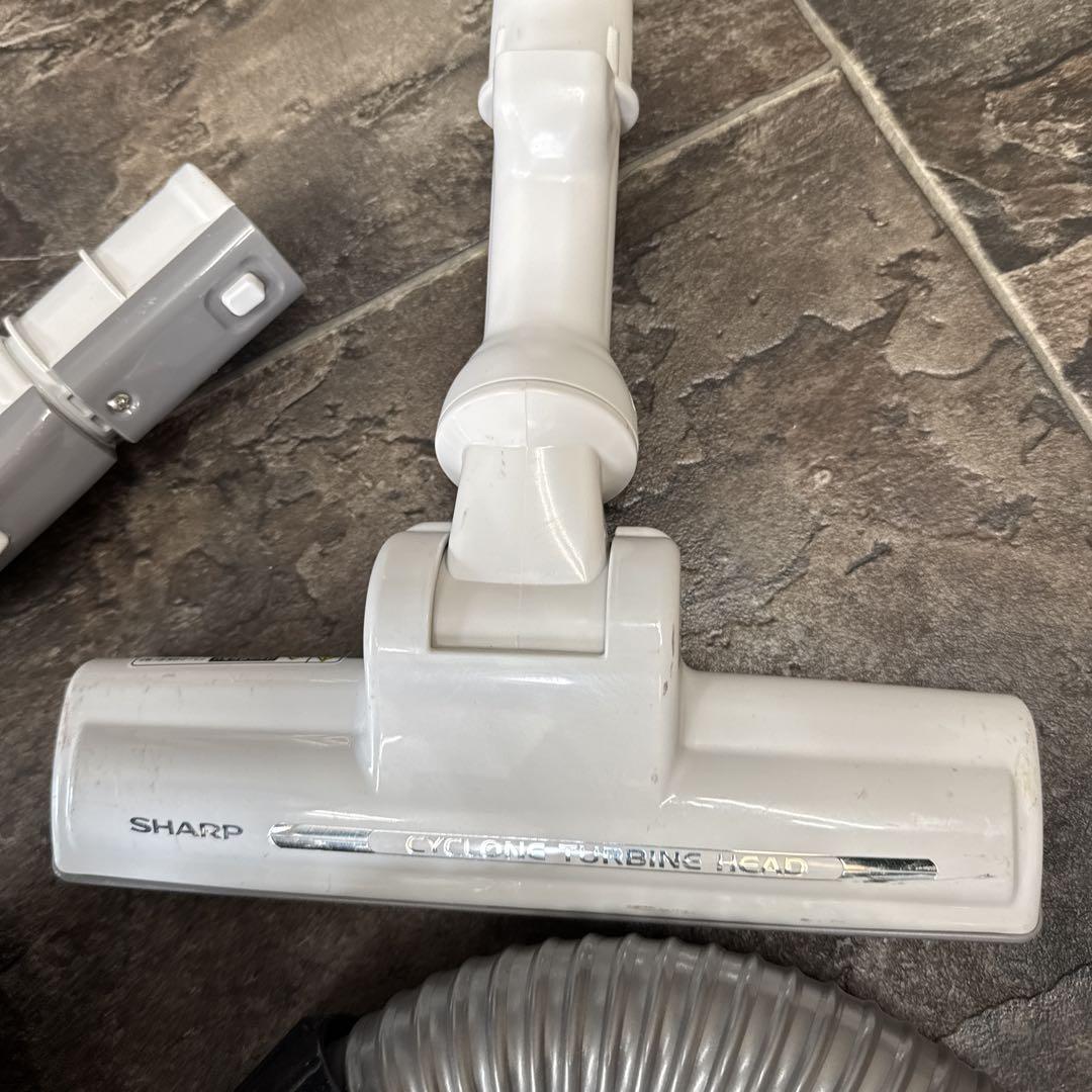 SHARP サイクロン掃除機　EC-CT12-C