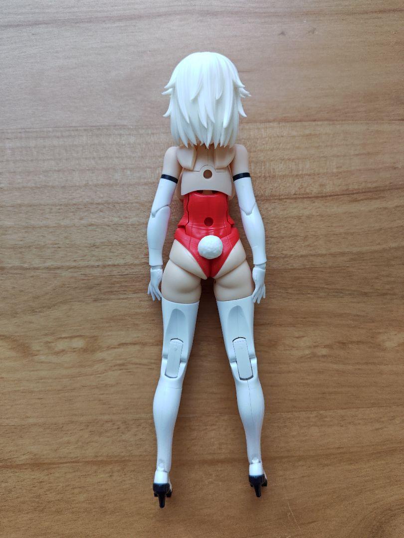 muscuto 赤バニーガール メガミデバイス 改造