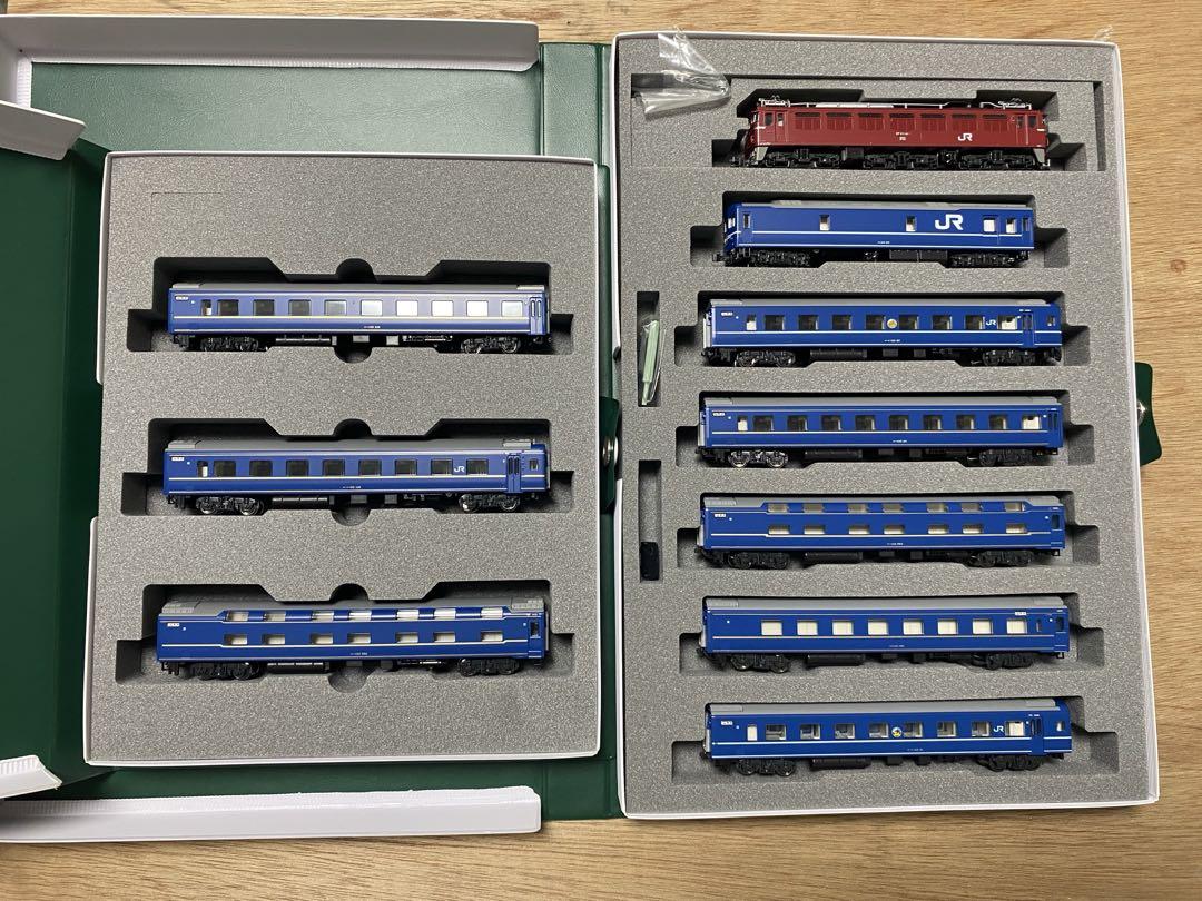 KATO 10-822 823 24系　あけぼの　EF81 ヒサシ付き