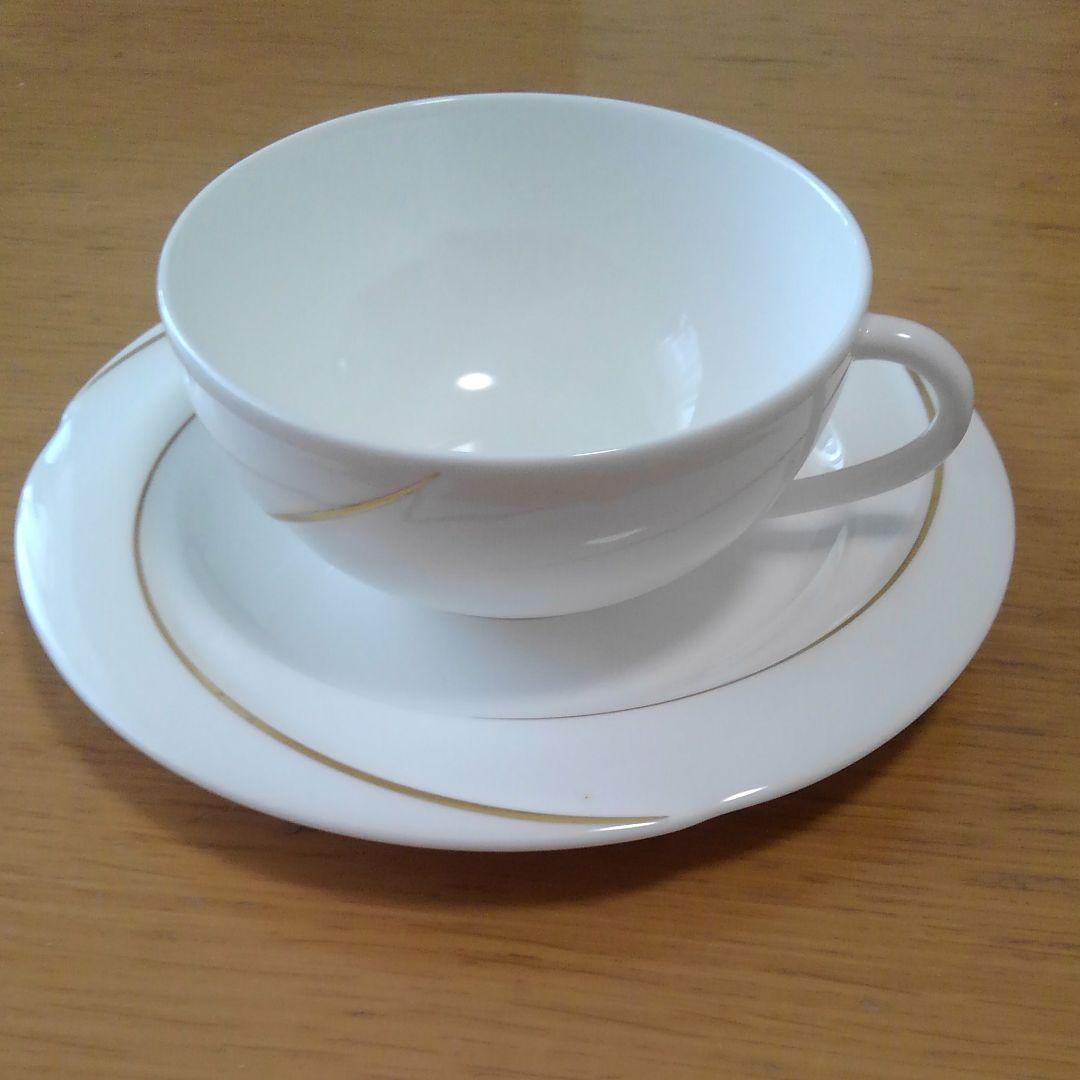 カップ ソーサー